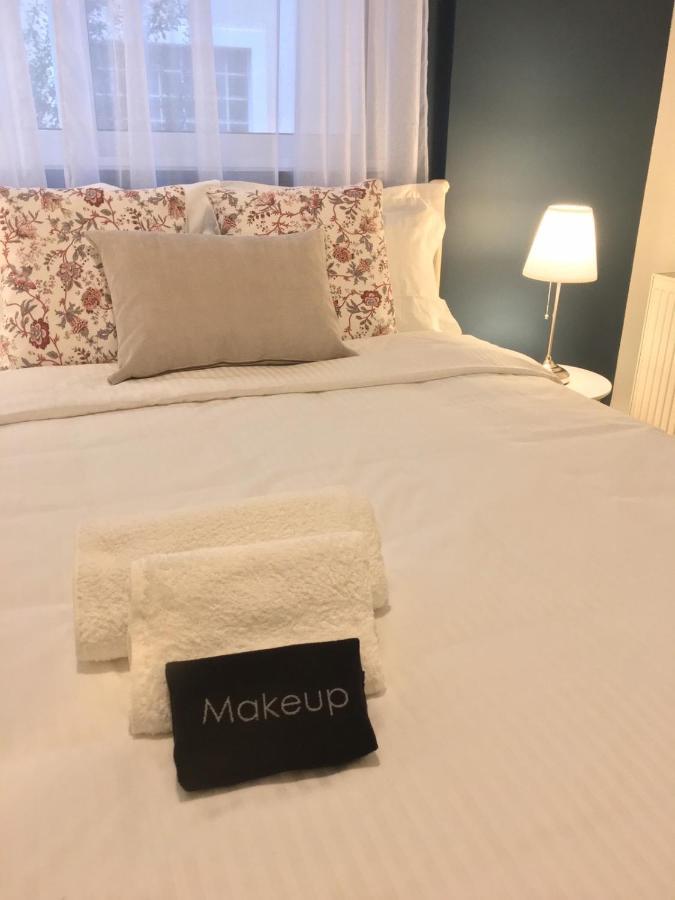 אתונה Elegant Glyfada Apartment-Private Garden-Near Metro מראה חיצוני תמונה