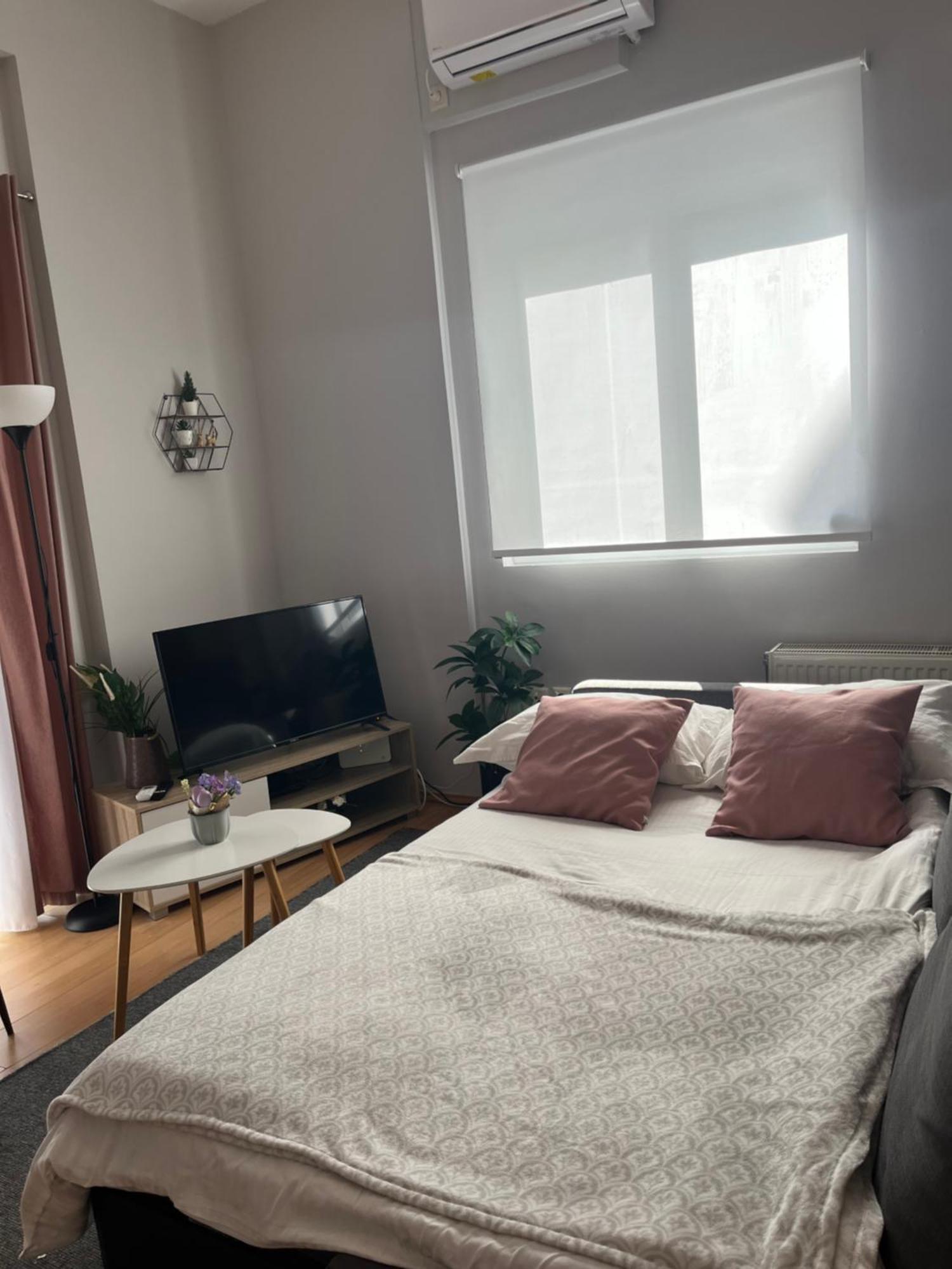 אתונה Elegant Glyfada Apartment-Private Garden-Near Metro מראה חיצוני תמונה