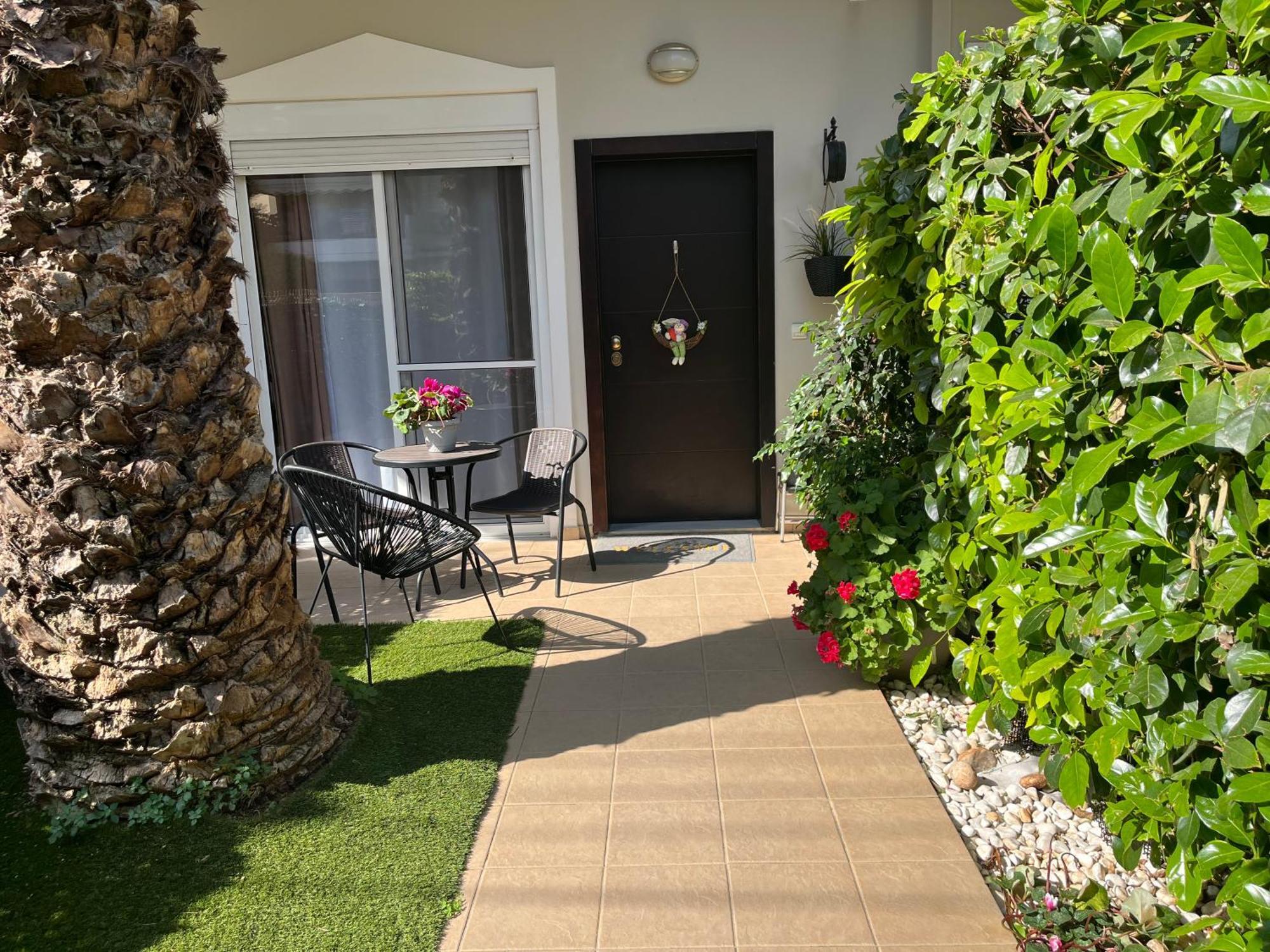 אתונה Elegant Glyfada Apartment-Private Garden-Near Metro מראה חיצוני תמונה